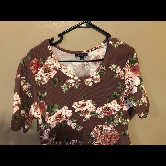 Skater style 👗 dress - Picture 3 of 6